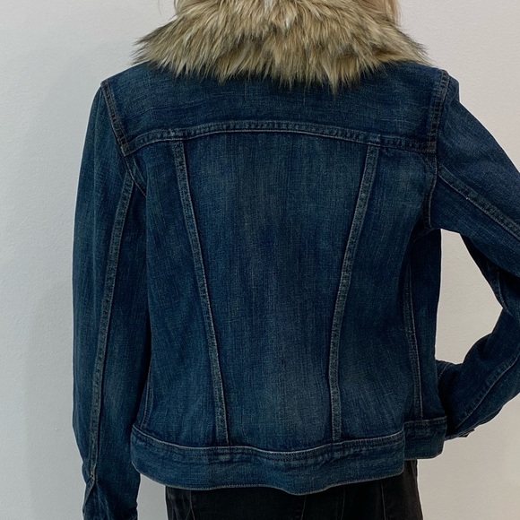 NWOT Ralph Lauren Denim Jeans Jacket with Detachable Faux Fur - Picture 9 of 14